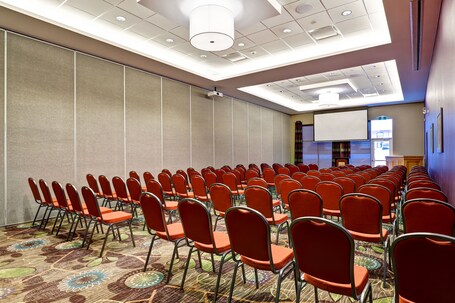 Holiday Inn Mississauga Toronto West, an IHG Hotel - Image 58