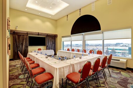 Holiday Inn Mississauga Toronto West, an IHG Hotel - Image 29