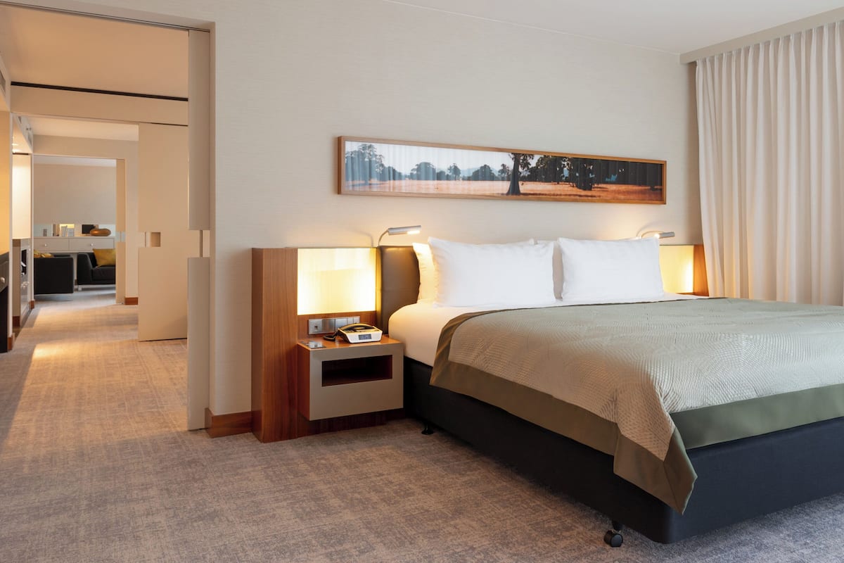 Signature-Suite, 1 King-Bett