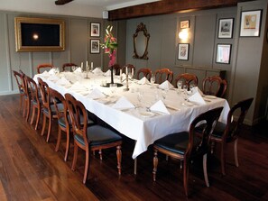 Breakfast, lunch, dinner served; French cuisine  - The Swans Nest Hotel (Stratford-upon-Avon)