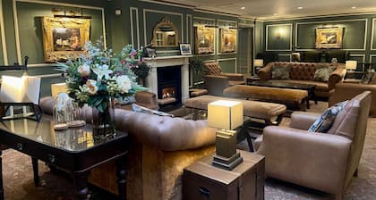 The Swans Nest Hotel