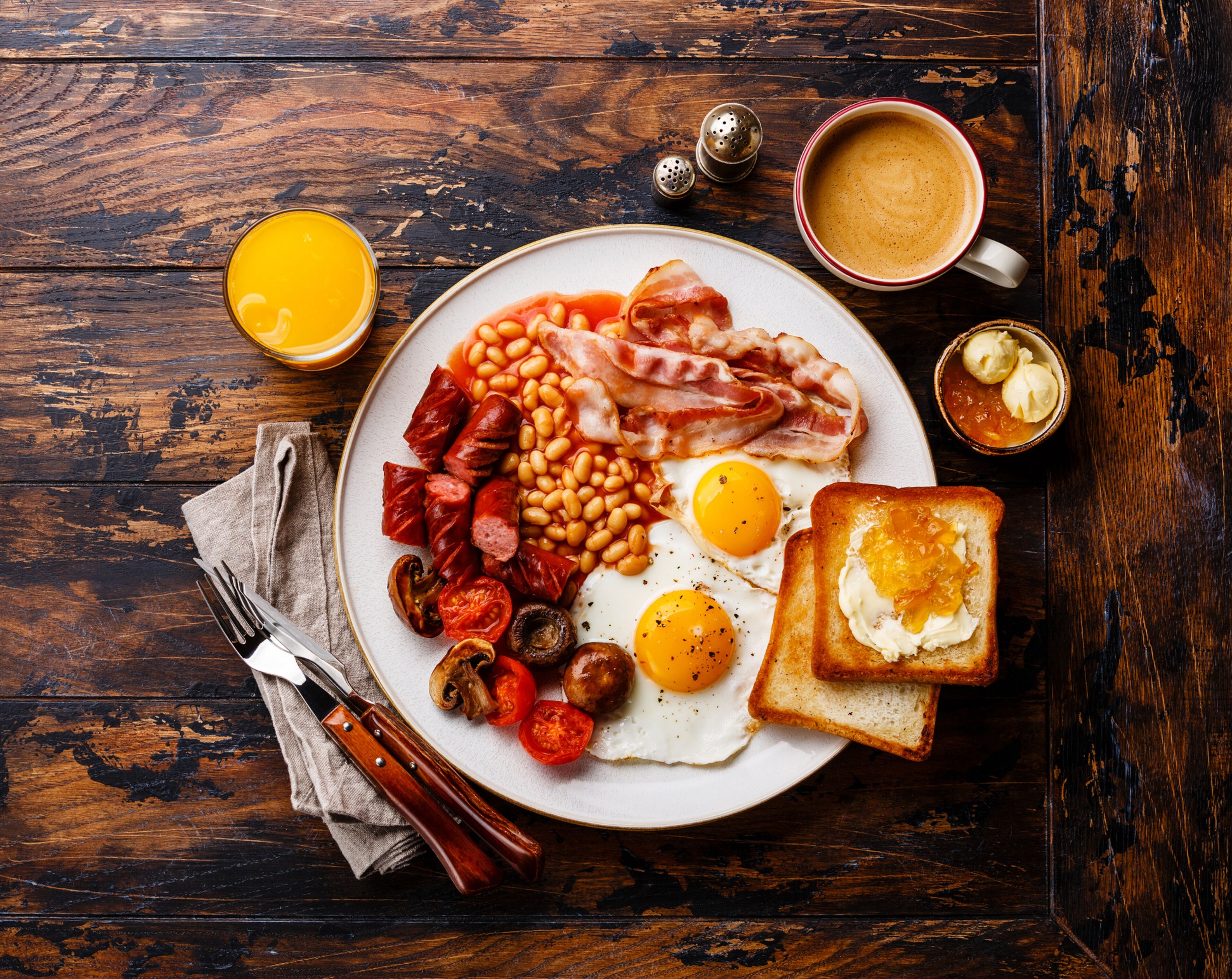 daily full breakfast (gbp 19.50 per person)