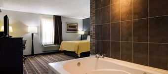 奧羅拉-內珀維爾區凱藝飯店