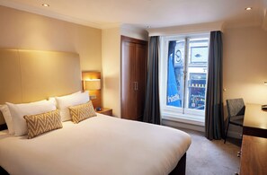 Standard Double Room, 1 Double Bed | Premium bedding, in-room safe, desk, laptop workspace - Thistle London Piccadilly (London)