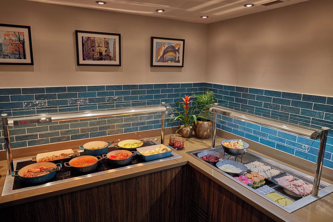 Engelsk frokost hver dag (GBP 16.50 per person)