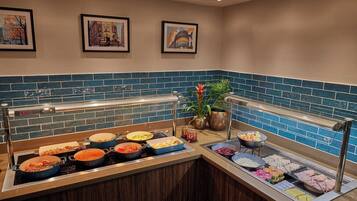 Daily English breakfast (GBP 16.50 per person)