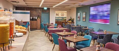 Petit déjeuner anglais (16.50 GBP par personne)