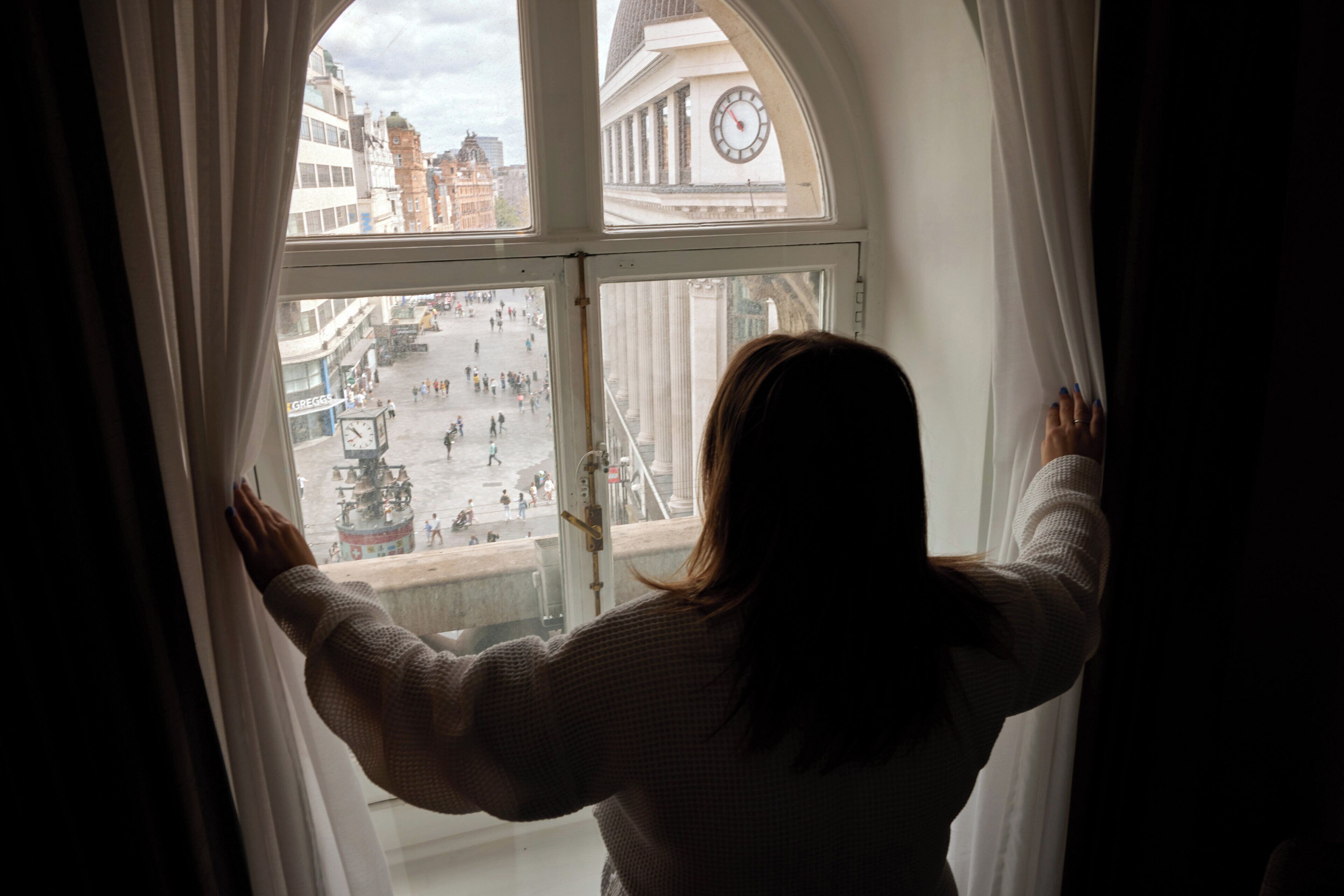 الإطلالة من المنشأة