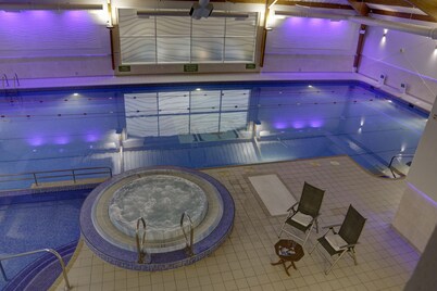 Best Western Kings Manor Hotel