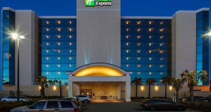 Holiday Inn Express Hotel & Suites VA Beach Oceanfront by IHG