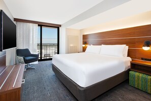 In-room safe, desk, iron/ironing board, free cribs/infant beds - Holiday Inn Express & Suites VA Beach Oceanfront by IHG (Virginia Beach)