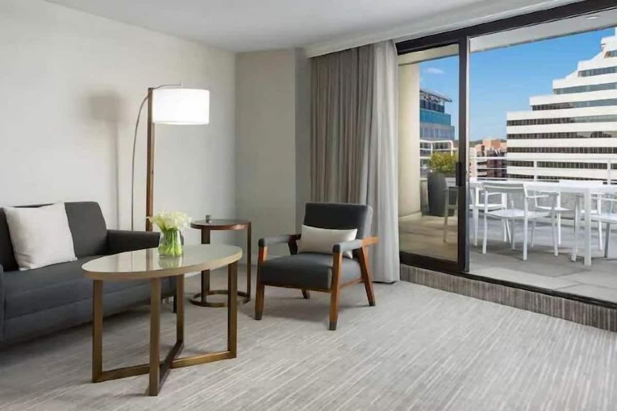 Living area | 55-inch flat-screen TV with cable channels, TV, iPod dock