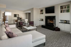 1 slaapkamer, luxe beddengoed, donzen dekbedden, een kluis op de kamer