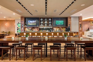 Bar (on property) - North Charleston Marriott (North Charleston)
