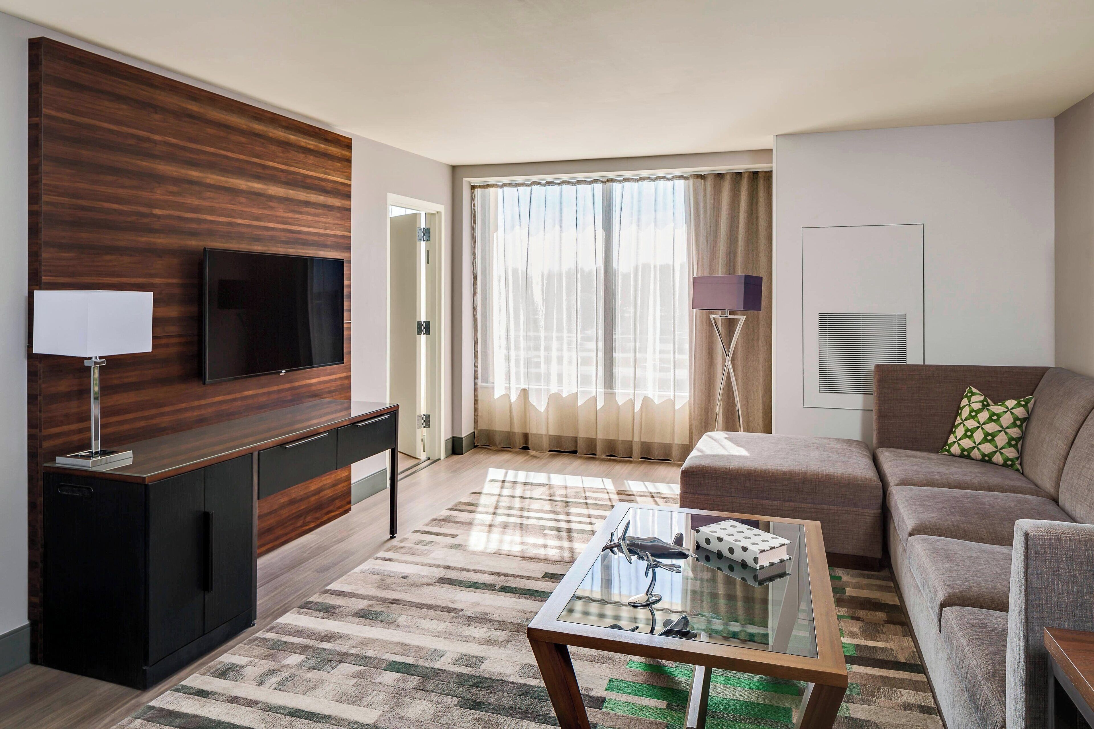 49-inch smart tv with cable channels, tv, netflix