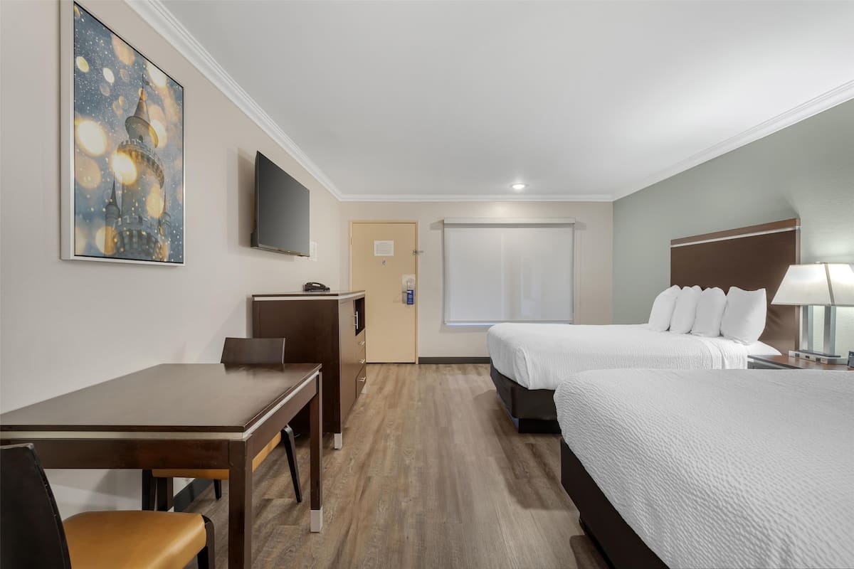 Standard Room, 2 Double Beds, Accessible, Non Smoking