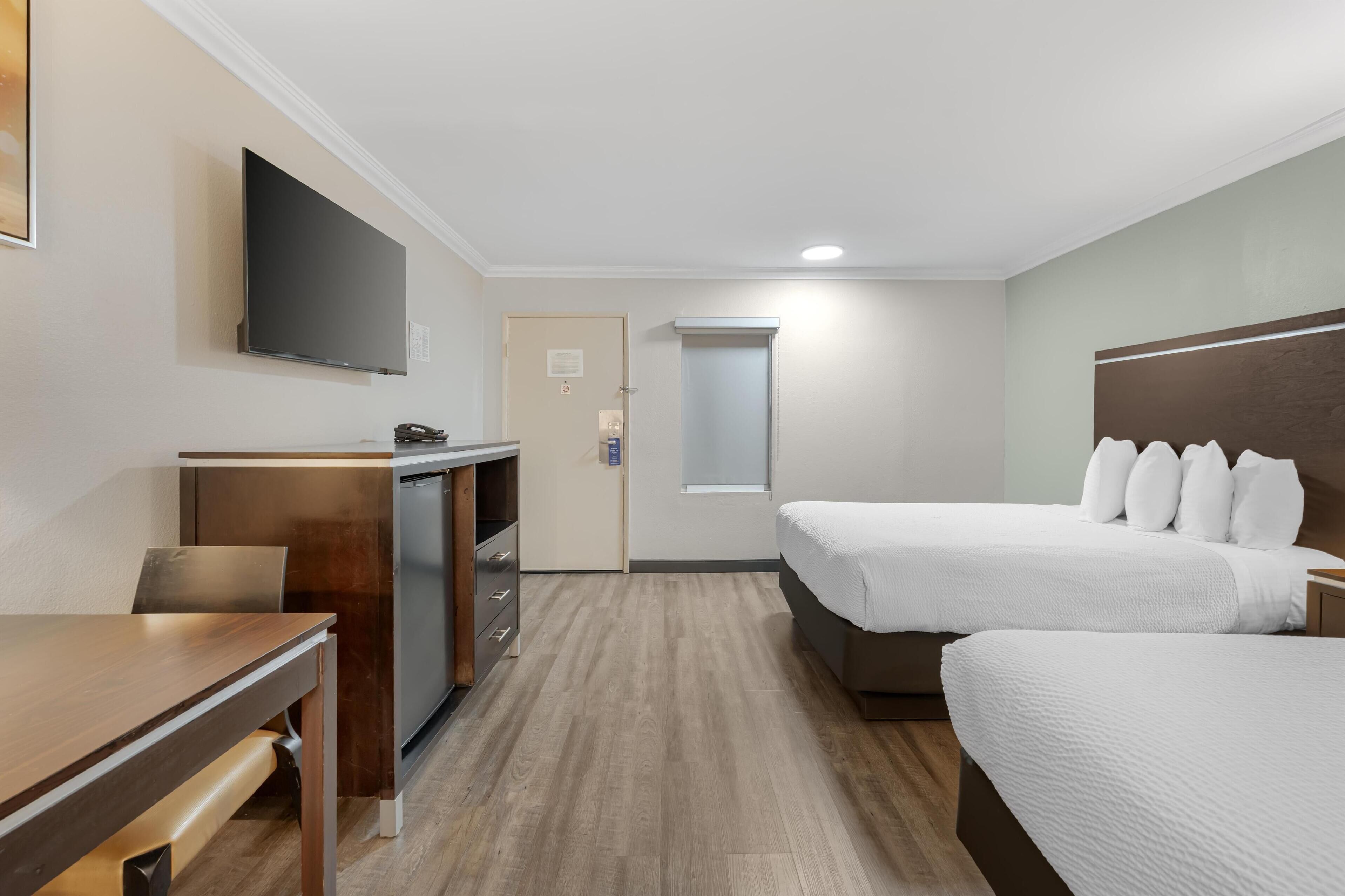 In-room safe, desk, laptop workspace, iron/ironing board