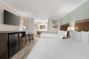 Standard Room, 2 Queen Beds, Non Smoking, Microwave (Upper Floor)