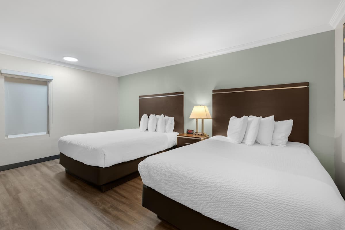 In-room safe, desk, laptop workspace, iron/ironing board