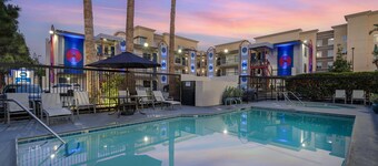 Best Western Courtesy Hotel - Anaheim Resort Amusement Park