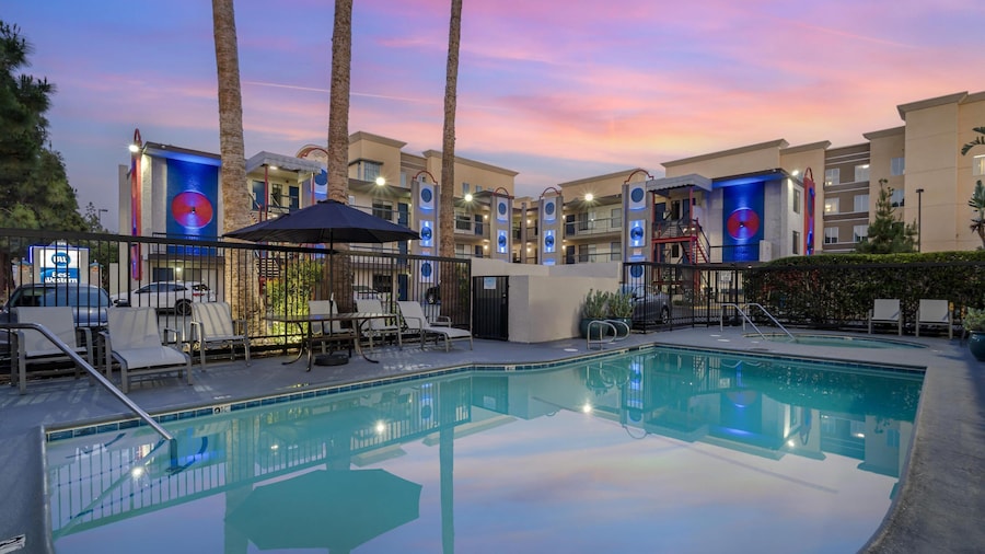 Best Western Courtesy Hotel - Anaheim Resort Amusement Park