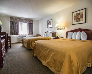 Fer et planche à repasser, lits bébé (en supplément)