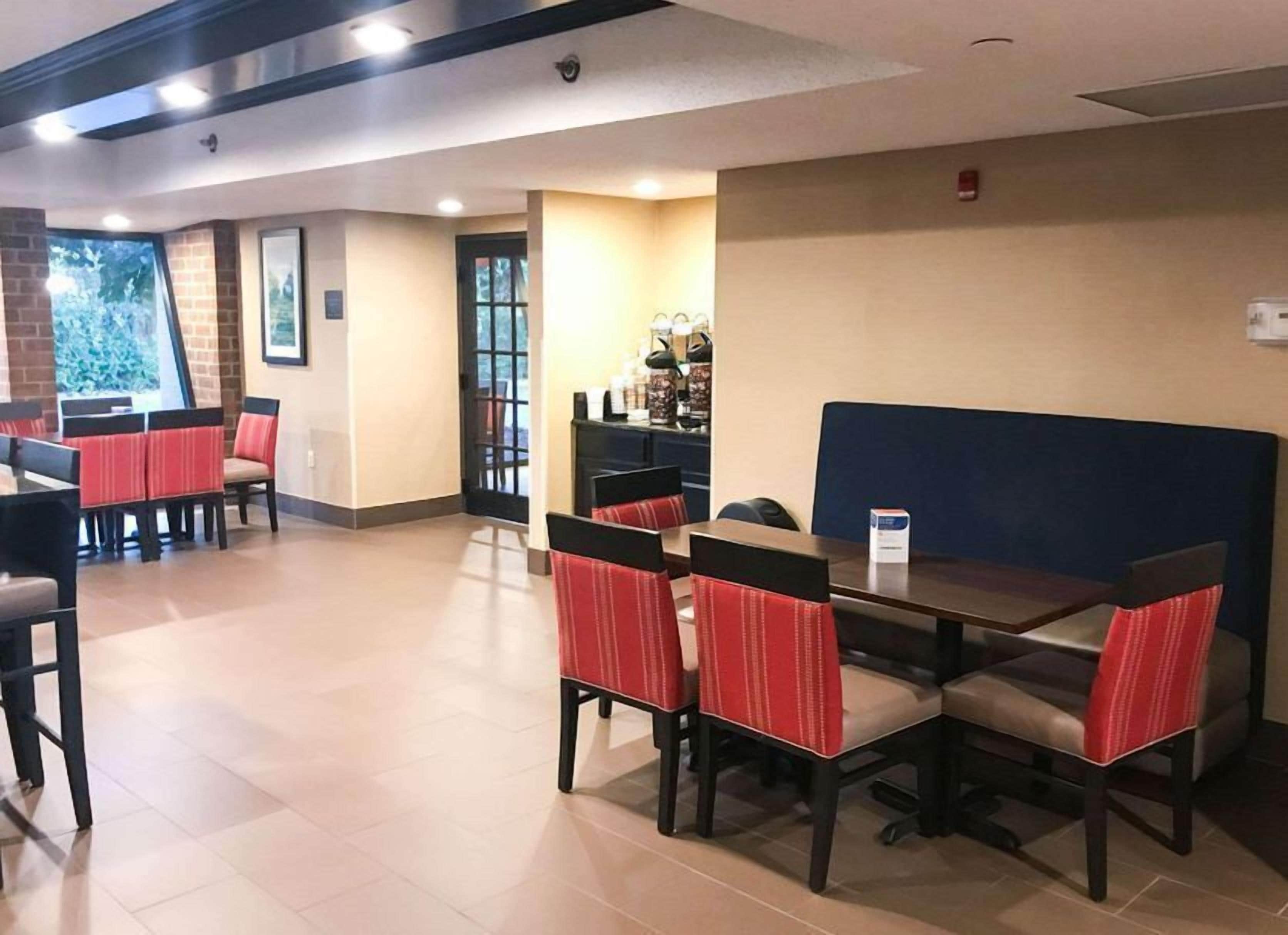 Desayuno para llevar incluido todos los días 