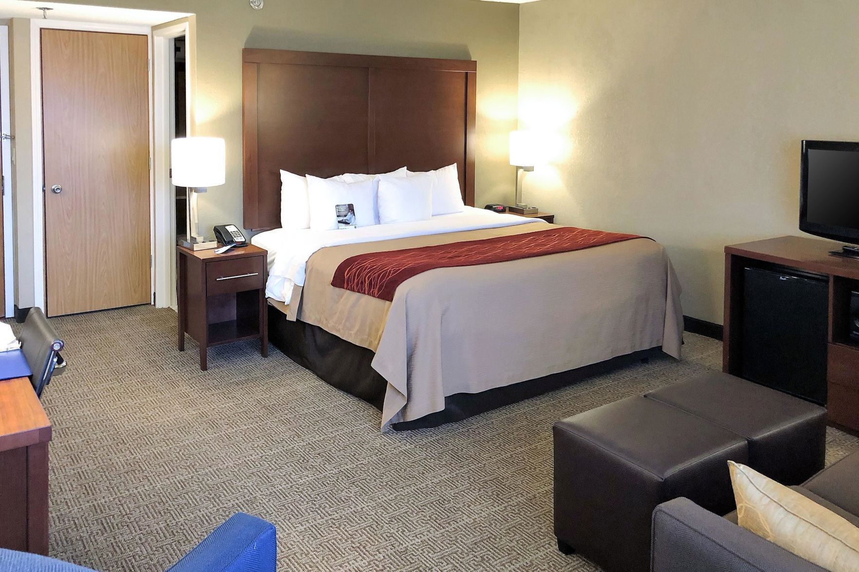 In-room safe, desk, laptop workspace, blackout drapes
