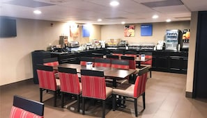 Free daily on-the-go breakfast - Comfort Inn  Farmington Hills - Detroit Northwest (Farmington Hills)