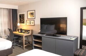 Room, 2 Queen Beds, Non Smoking