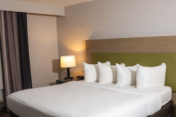 Ropa de cama hipoalergénica y escritorio