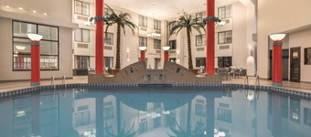 Country Inn & Suites by Radisson Erie