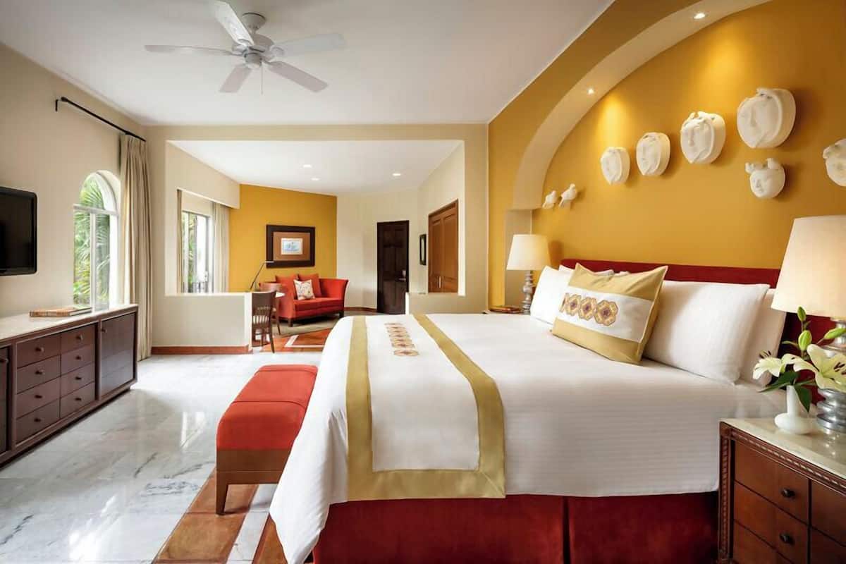 Master Suite Plus | Seprai premium, selimut bulu angsa, dan bantalan ekstra lembut