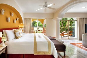 Grand Class Plus | 高級寢具、羽絨被、特厚豪華床墊、迷你吧贈品