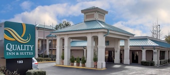 Quality Inn & Suites Clinton - Jackson West