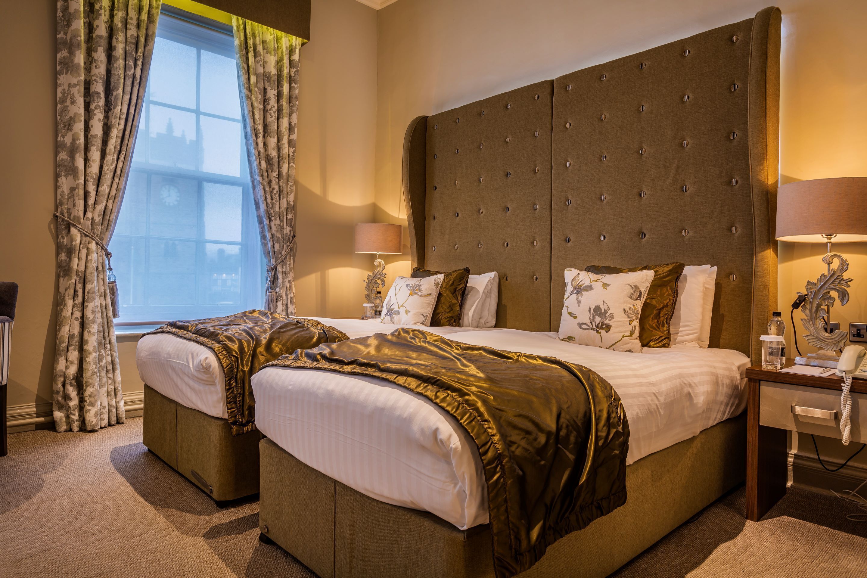 superior twin room | 1 bedroom, individually decorated, individually furnished, desk