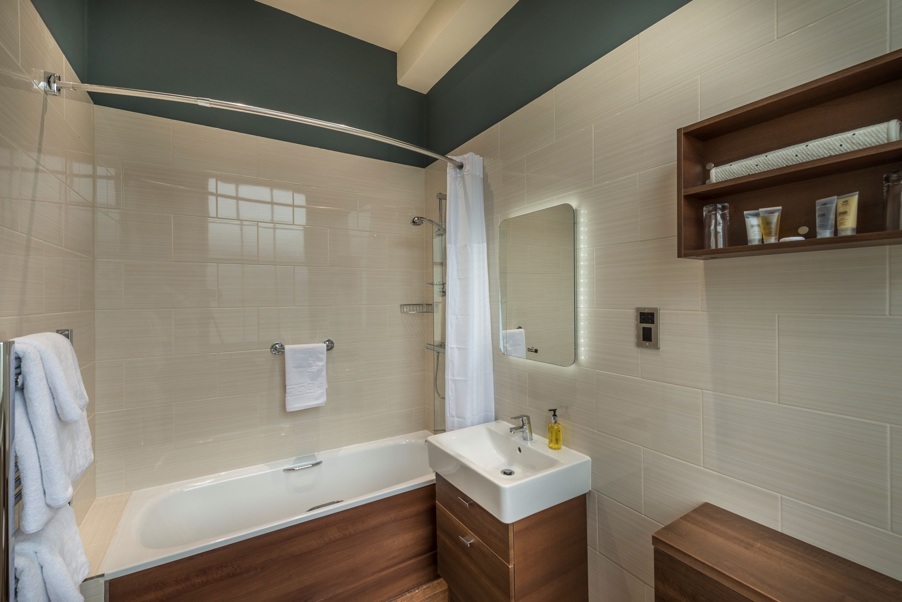 classic twin room | bathroom | free toiletries, hair dryer, bathrobes, slippers