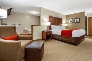 Premium bedding, blackout drapes, iron/ironing board, free WiFi - Comfort Inn Valentine (Valentine)