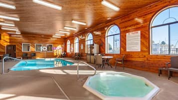 Indoor pool, pool loungers