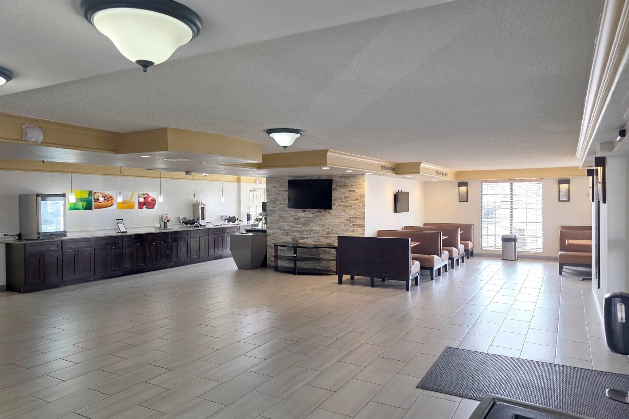 Desayuno continental incluido todos los días 