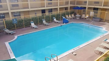 Seasonal outdoor pool