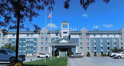 Comfort Inn & Suites Glen Mills - West Chester