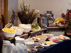 Tägliches Frühstücksbuffet (32 NZD pro Person)