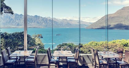 Mercure Queenstown Resort