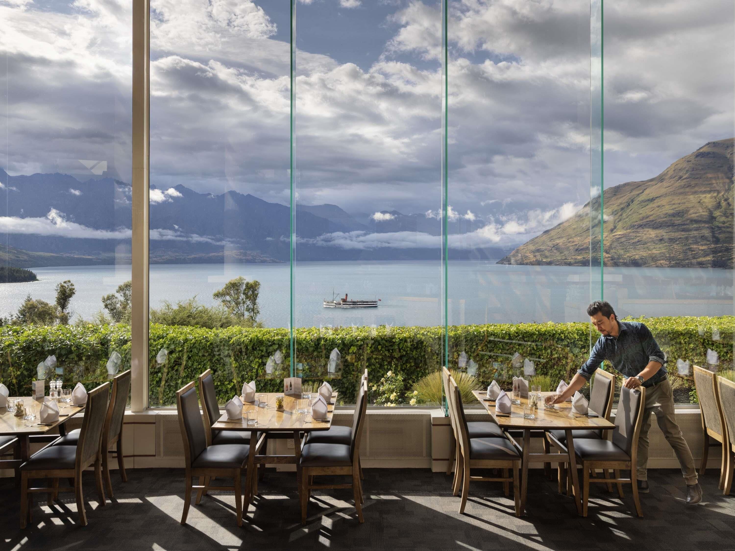 2 Restaurants; Frühstück und Abendessen werden serviert