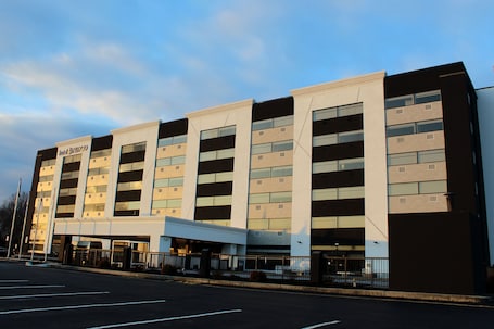 Exterior. Hotel Indigo Harrisburg - Hershey by IHG