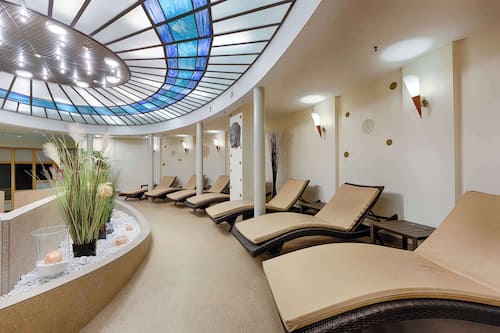 Sauna, soins corporels, massages aux pierres chaudes