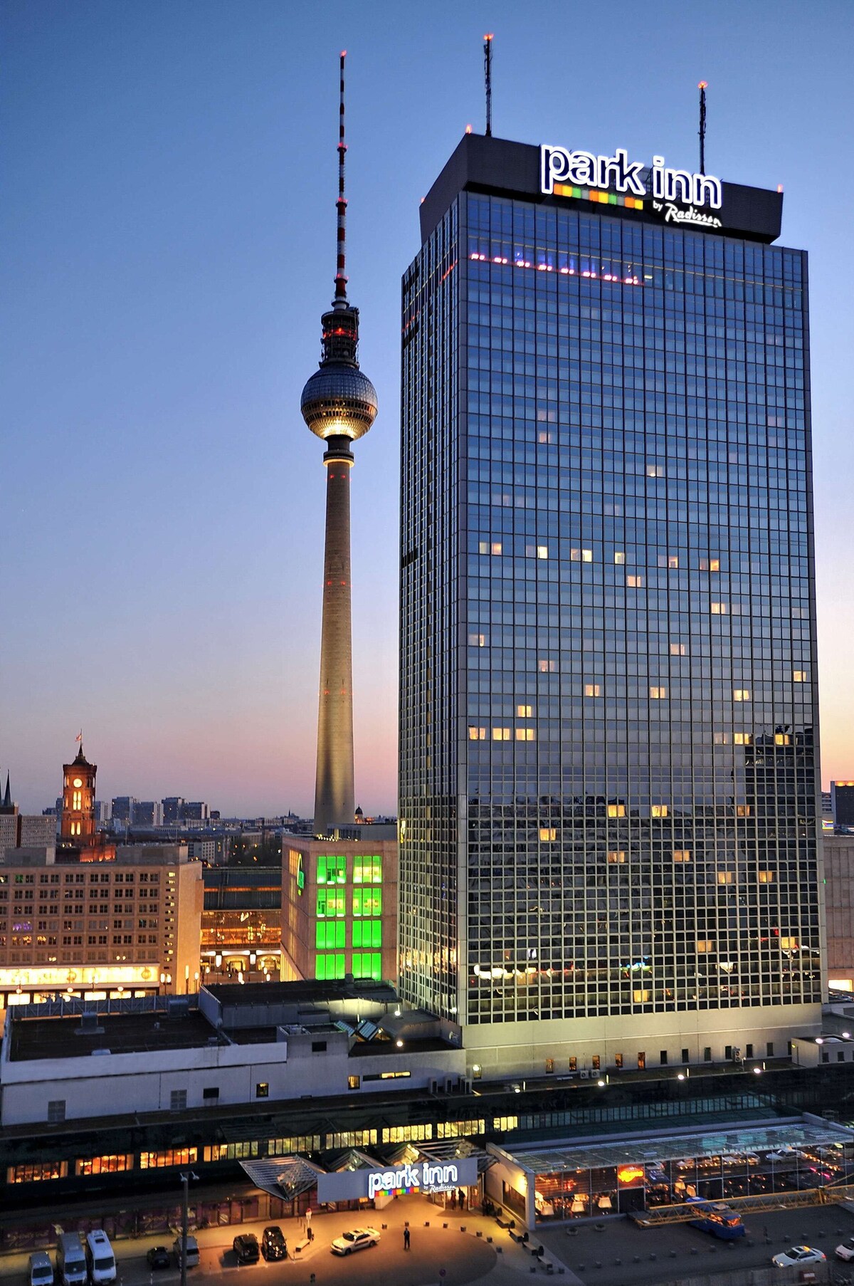 Park Inn by Radisson Berlin Alexanderplatz Bewertungen, Angebote ...