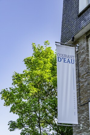 تفاصيل الف�ندق من الخارج