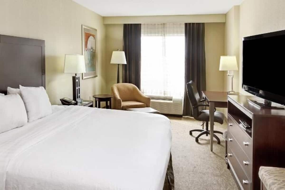 Desk, iron/ironing board, cribs/infant beds, free WiFi